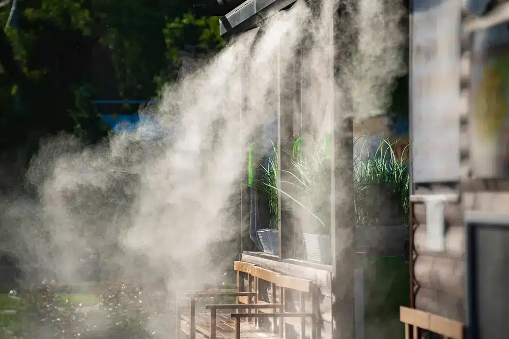 outdoor-cooling-system-in-a-cafe-fresno-ca